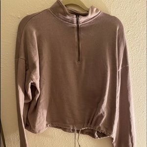 Crop light weight sweatshirt